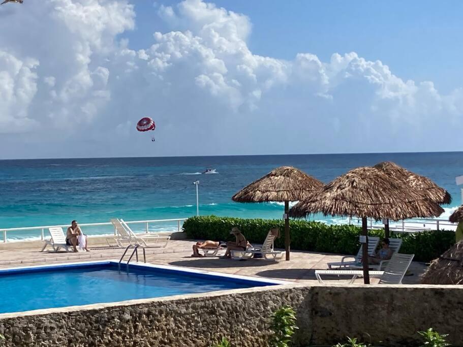 Cancun Oceanfront, Entire Apartment 외부 사진